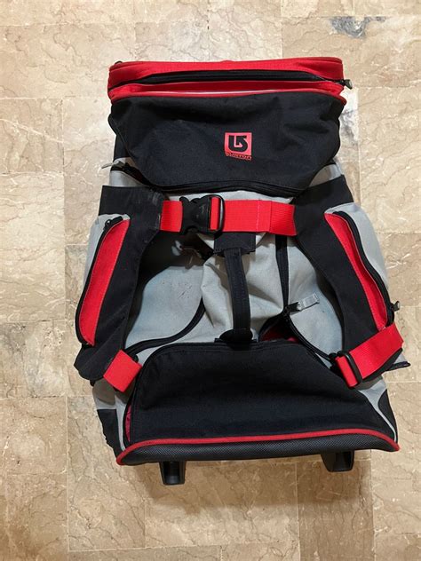 burton snowboard travel bag wheels